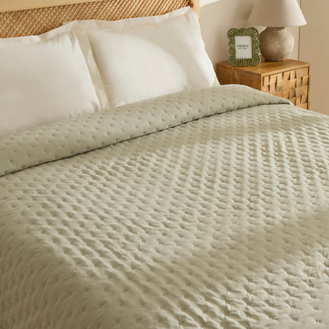 Breezy Bedspread Sage Green 230x240 Cm  