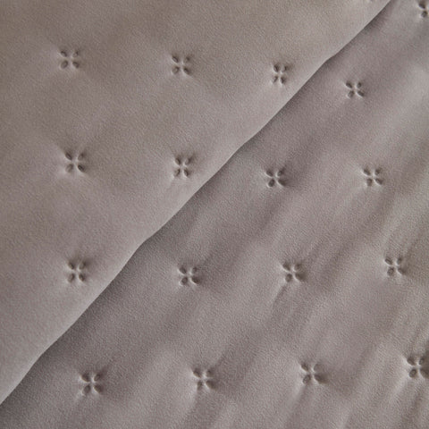 Breezy Bettüberwurf Grau 230x240 cm