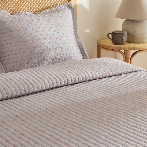 Margot Bettüberwurf Set Grau 230x240cm + 2(50x70) cm