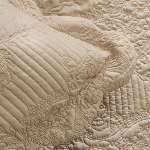 Camille Yatak Örtüsü Seti Bej 230x240 Cm + 2 (50x70 Cm)