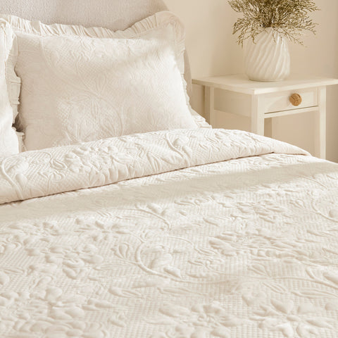 Karaca Audrey Bedspread Set, Double, Ecru