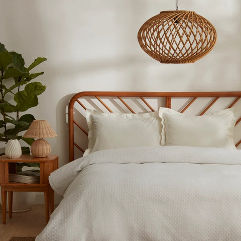 Karaca Home Doğasever Lorena Bambus Doppel-Jacquard-Piqué 200 x 230 cm Weiß