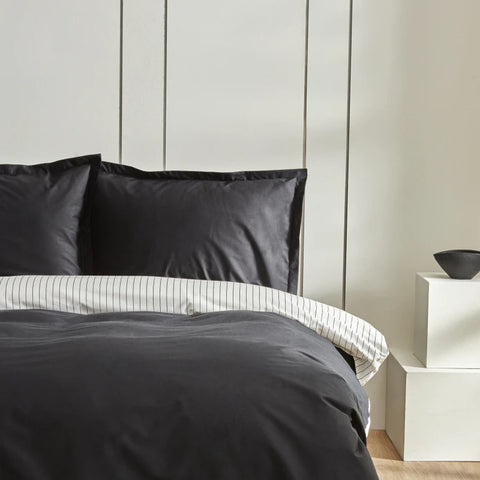 Karaca Home Cool Touch Stripe Doppelbett Bettwäsche Set Schwarz