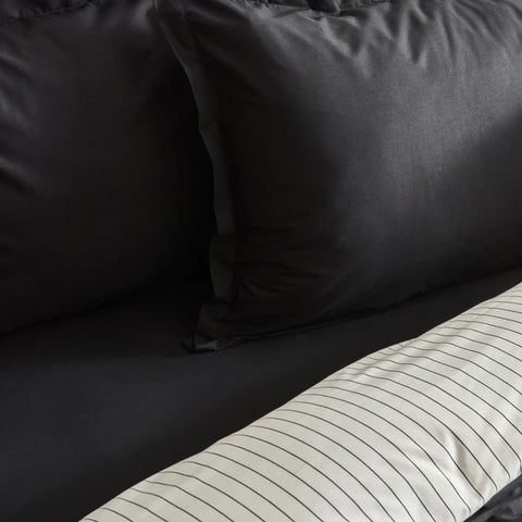 Karaca Home Cool Touch Stripe Doppelbett Bettwäsche Set Schwarz
