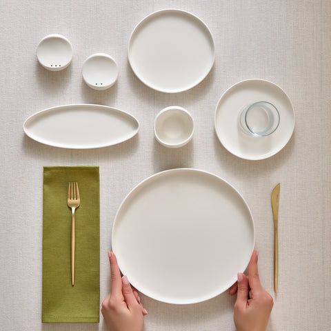 Karaca Bone China Olla 28-Piece Serveware Set for 6 People, White