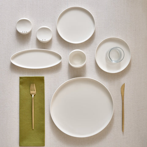 Karaca Bone China Olla 28-Piece Serveware Set for 6 People, White