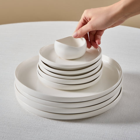 Karaca Bone China Olla 28-Piece Serveware Set for 6 People, White