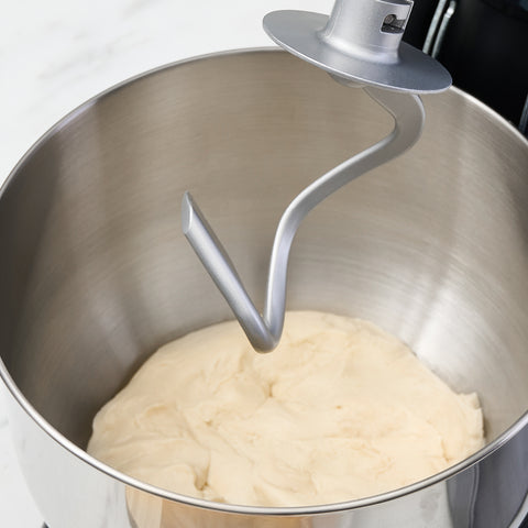 Karaca Multichef Standmixer Shiny Black Küchenchef 1900 W 5,5 l (mit Hackfleisch-/Sucuk-Wurst-/Fleischklößchenaufsatz)