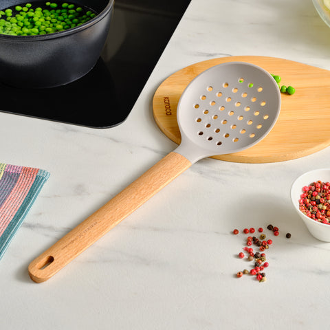 Karaca x Refika Gadgets Silikon-Schaumlöffel mit Holzgriff