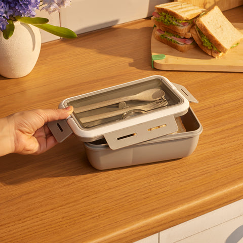 Karaca Fusca Lunchbox mit Gabel und Löffel Grau