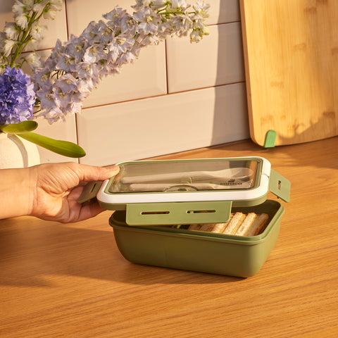 Karaca Fusca Lunch Box with Fork and Spoon Green