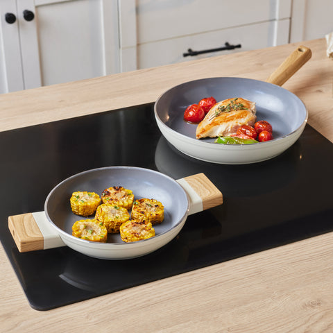 Karaca x Refika Swiss Crystal Creamy Wood Pfannen-Set