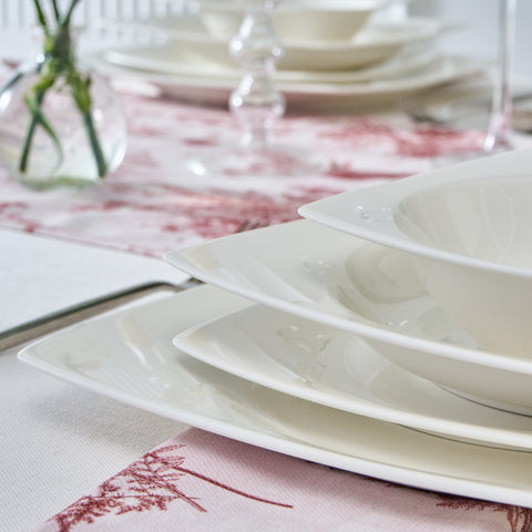 Karaca Square Bone China Mensa 24-teiliges Geschirrset für 6 Personen, Weiß