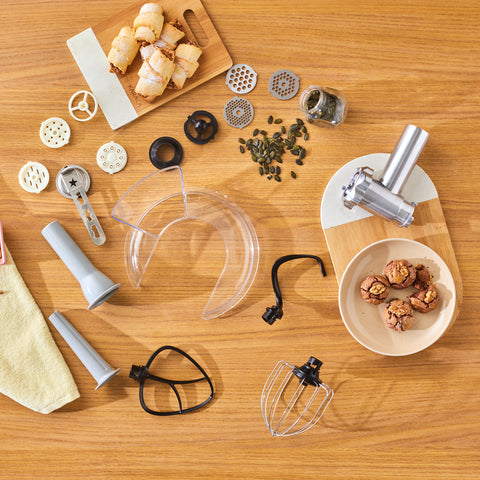 Karaca Multicast Plus Dough Kneading Machine Silver 5L with Minced Meat Grinding / Sausage / Sausage Sausage / Kibbeh / Cookie Apparatus
 