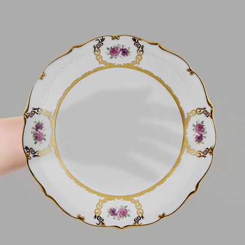 Karaca Royal Bone China Elizabeth 55-teiliges Tafelservice für 12 Personen, Gold