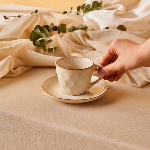 Karaca Aria Teetasse mit Untertasse mit Reaktivglasur, 230 ml, Beige