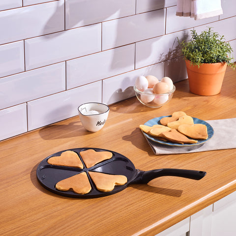 Karaca Fluffy Love Antihaft-Pfannkuchenpfanne mit Induktionskeramikbeschichtung, 26 cm, schwarz