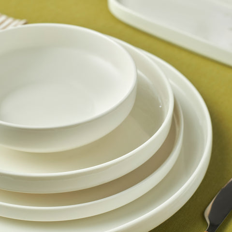 Karaca Stream Bone Sirius 53-Teiliges 12-Personen Tafelservice Weiß