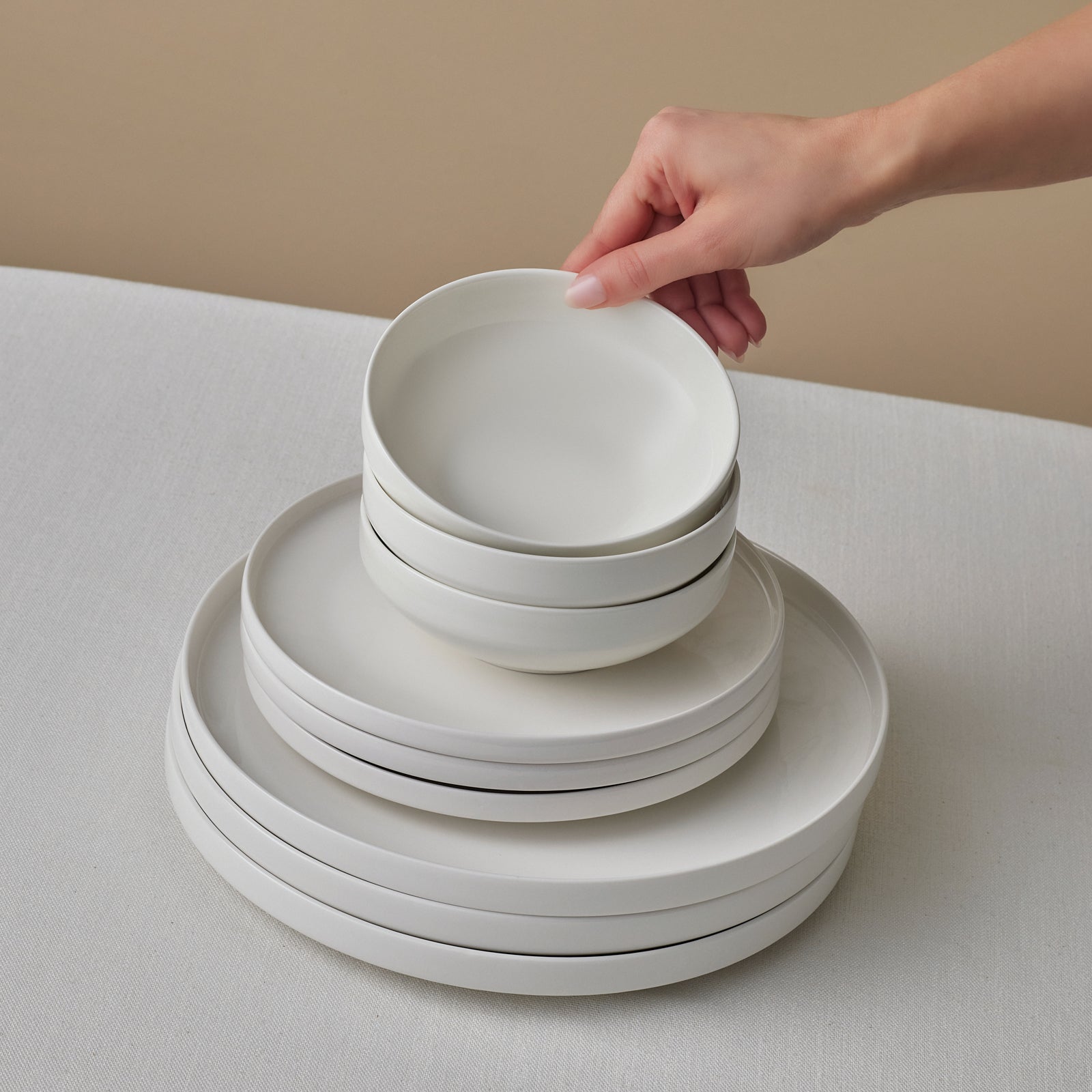 Karaca Stream Bone China Saturn 12-Piece Dinner Set for 4 People, Whit