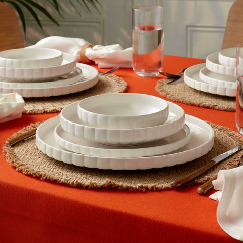 Karaca Stream Bone China Pumpkin 6 Kişilik 24 Parça Yemek Takımı, Beyaz