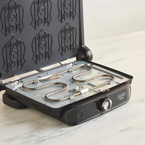 Karaca x Beşiktaş Lizenzierter Toaster mit Fan-Logo-Grillplatten