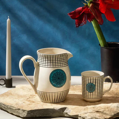 Karaca Paye Seljuk Kollektion Porzellankrug, 1500 ml, Blau Mehrfarbig
