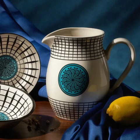 Karaca Paye Seljuk Kollektion Porzellankrug, 1500 ml, Blau Mehrfarbig