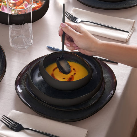 Karaca Earth Collection Galactic 55-teiliges Tafelservice für 12 Personen – Schwarz